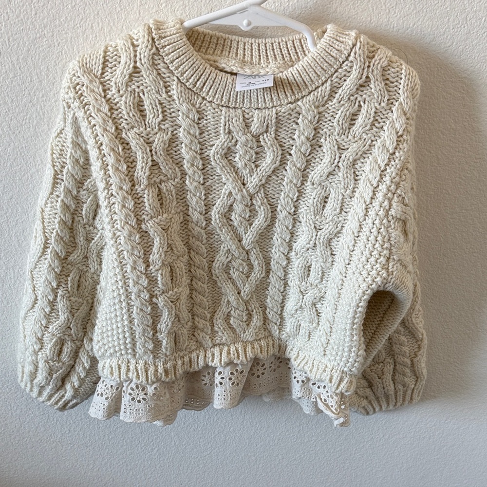 Zara sweater size 5